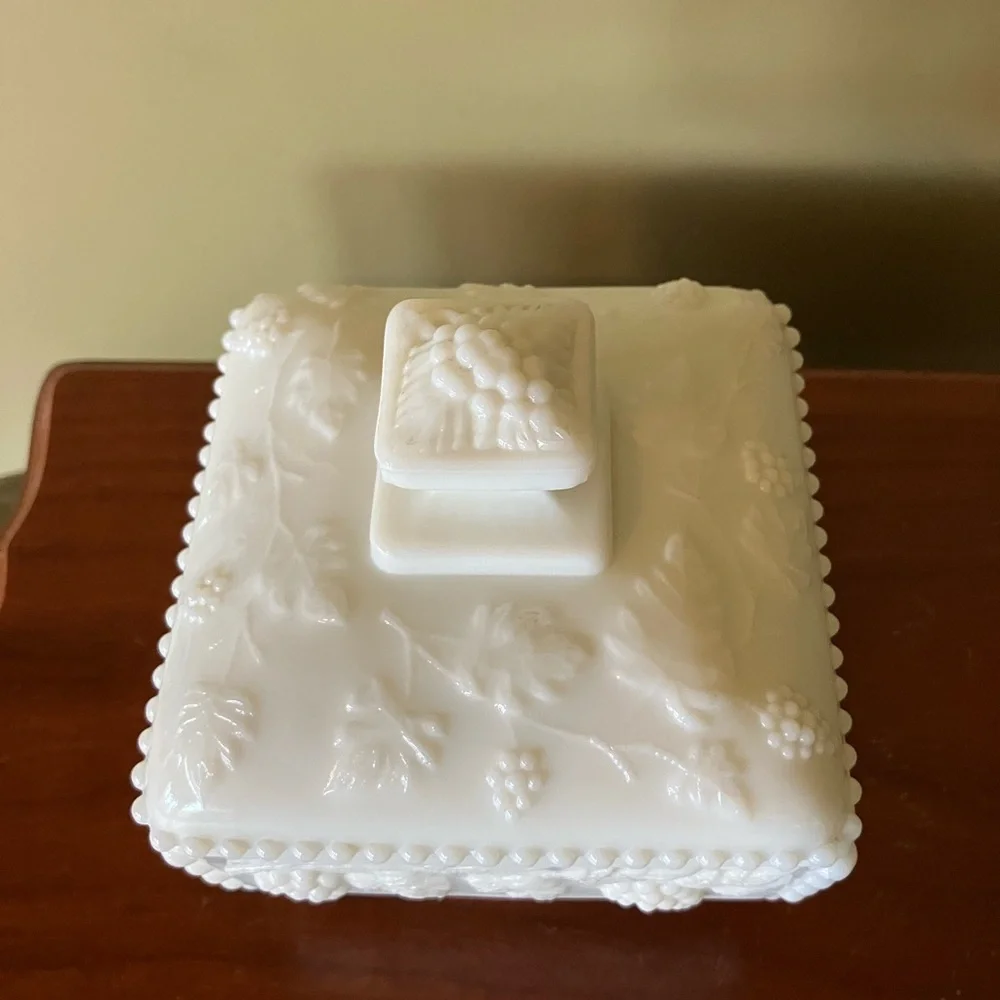 COPY - Westmoreland 70’s Milk Glass Lidded Candy Bowl - Picture 2 of 5